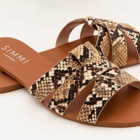 New Simmi Snake Cutout Sliders Sandals 8 - Picture 6 of 6